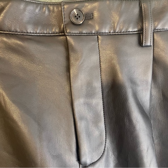 ZARA Black Vegan Faux Leather Pleated Front Pants Size M Blogger Favorite NWT - Picture 11 of 16